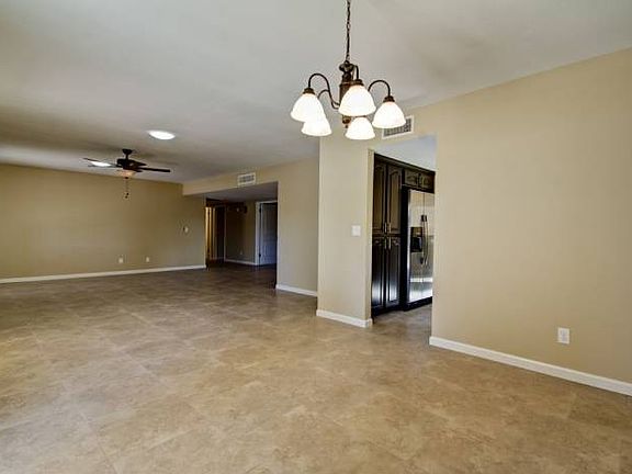 4th image of 26222 S Lakewood Dr