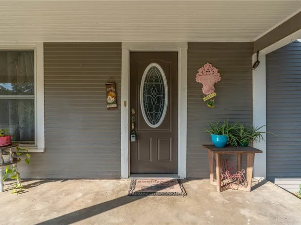 1072 E Magazine St, Booneville, AR 72927