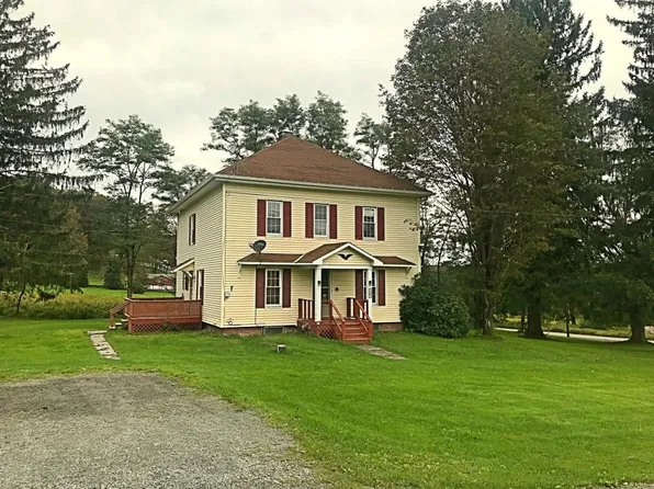 1647 Tingley Lake Rd, New Milford, PA 18834