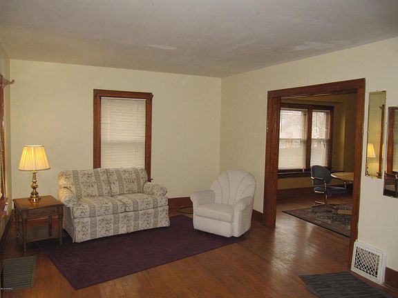 3rd image of 409 N Berkley St