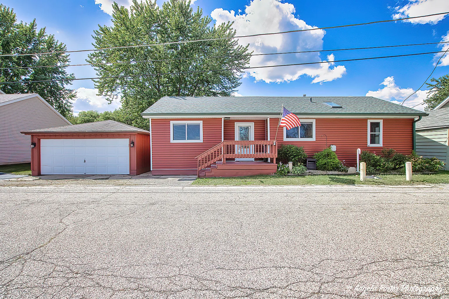222 Eastwood Ave photo 1