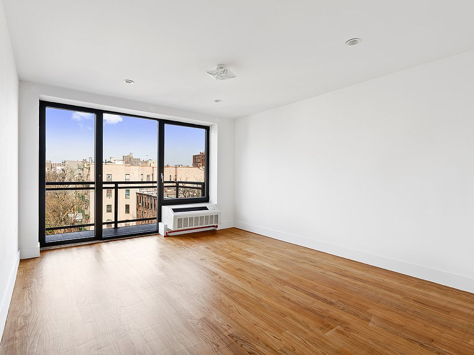1st image of 2066 5th Ave #4B