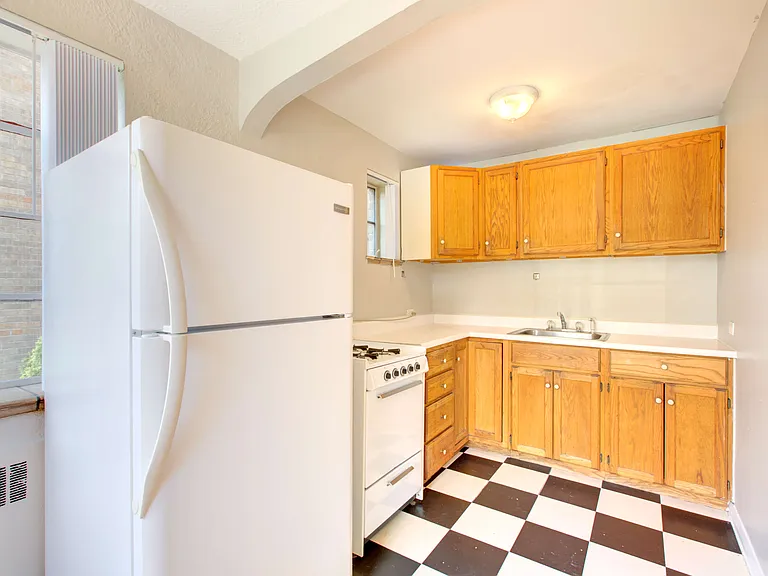 Elegante Apartments — Photo 28