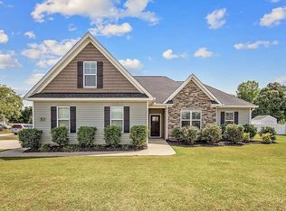 50 Braddock Dr, Lillington, NC 27546