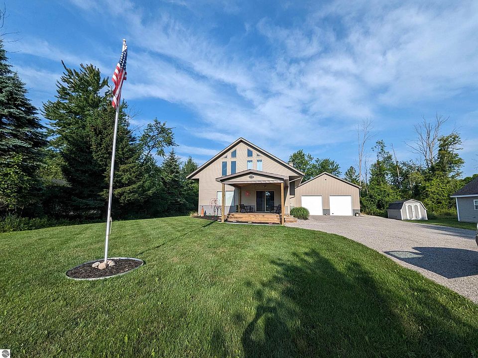 830 S Main St, Au Gres, MI 48703 Zillow