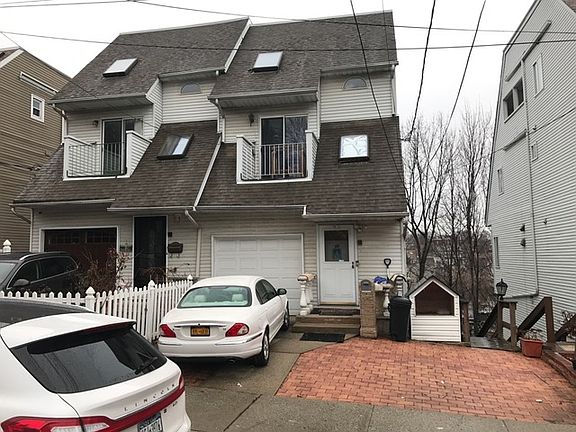 2nd image of 93 Tompkins Cir