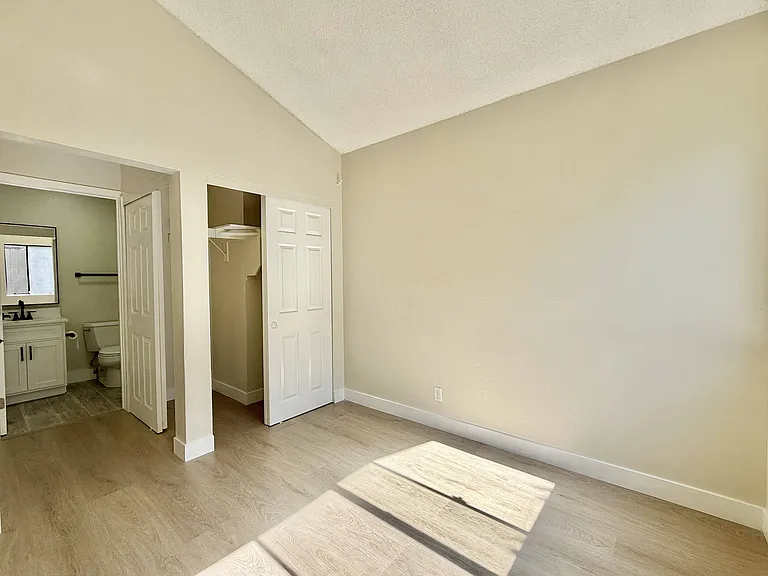 20607 S Harvard Blvd — Photo 7