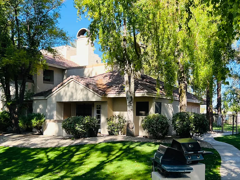Bottom level casita with no one above