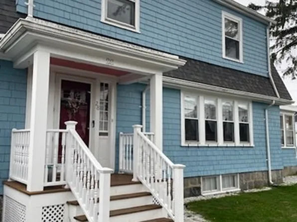28 Davis St, Quincy, MA 02170