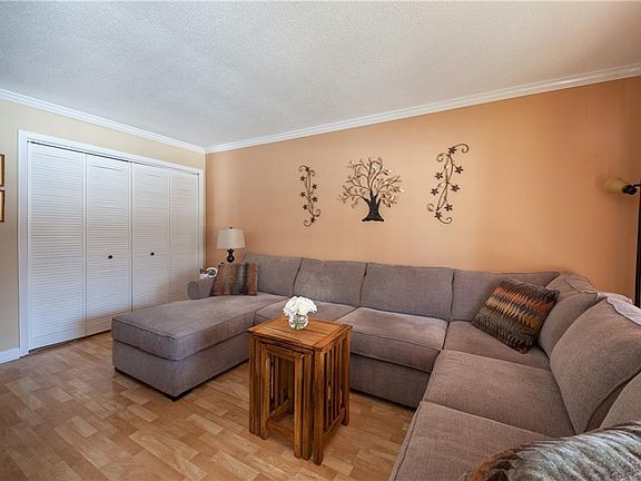 4th image of 307 Misty Hills Ln