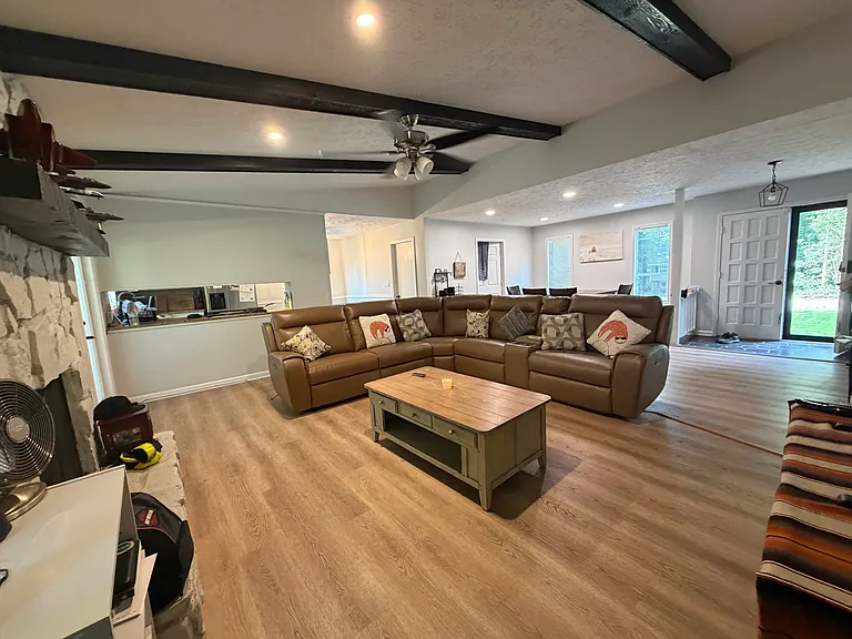 2532 Hidden Hills Dr — Photo 1