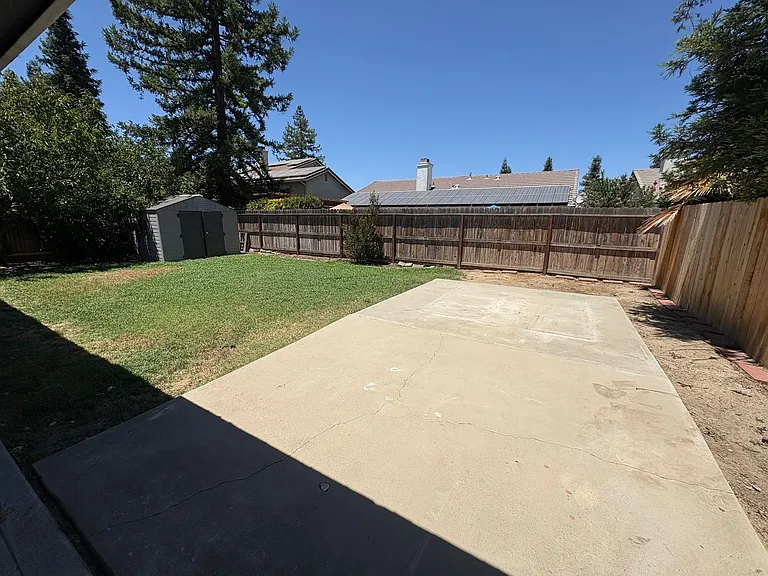534 W Russell Ave — Photo 44