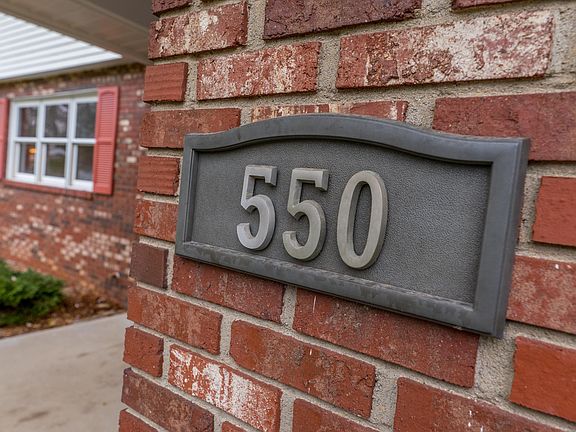 2nd image of 550 Poe Ave