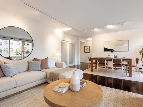 1555 Lakeside Dr APT 24, Oakland, CA 94612