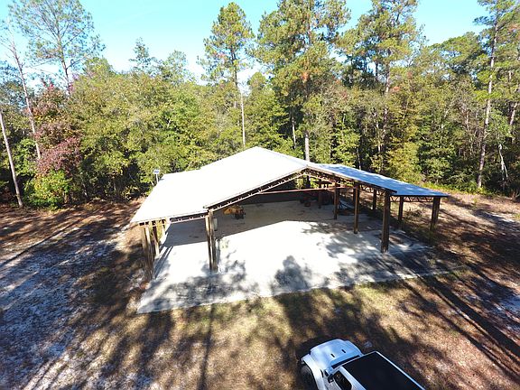 4th image of Meander Creek Ln