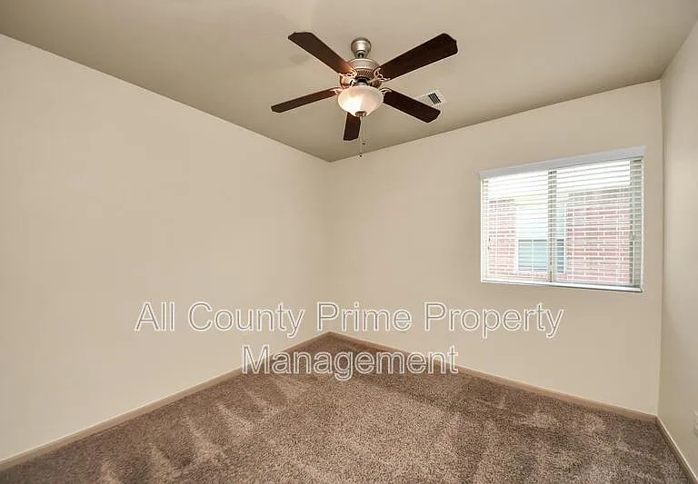 5234 Corbridge Glen Ct — Photo 17