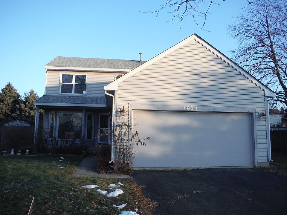1st image of 1924 Isle Royal Ln