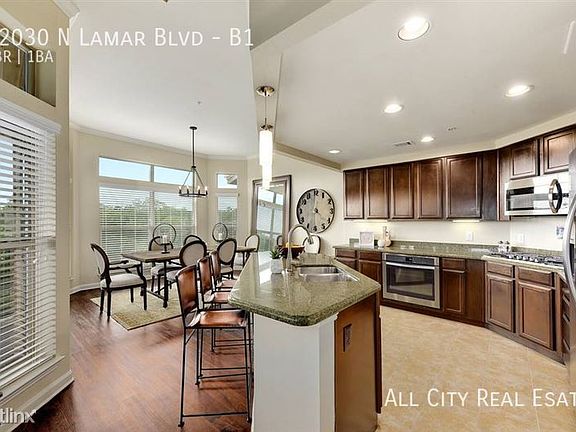 2nd image of 12030 N Lamar Blvd #B1