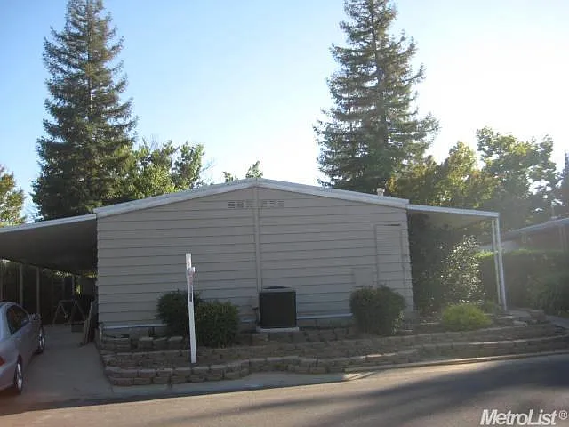 6248 Summerset Ln photo 1