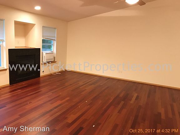 4th image of 225 Leora Park St