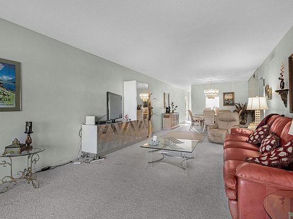 3rd image of 4301 Martinique Circle #A2