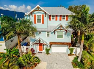 2212 Avenue C, Bradenton Beach, FL 34217