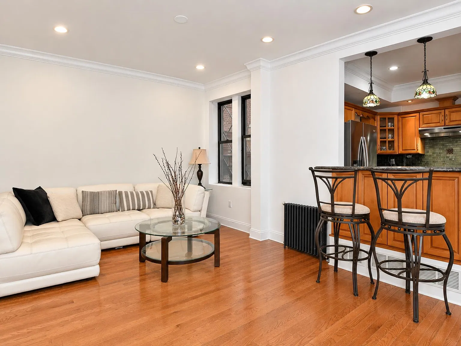 1 bed, 1.0 bath, $1,995 — Photo 1