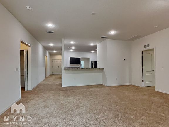 2nd image of 1167 Woodland Oaks Dr