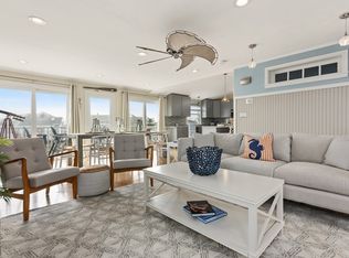 8 77th St, Newburyport, MA 01950