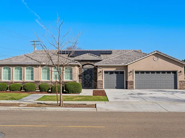 1684 W Berkshire Ln, Hanford, CA 93230