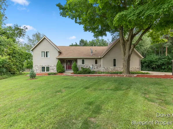 2195 Bender Rd, Middleville, MI 49333
