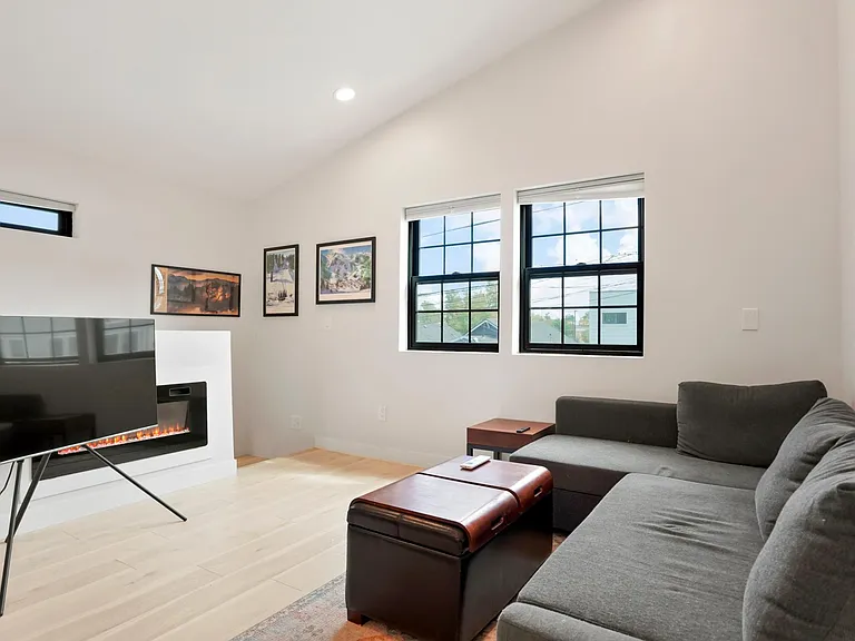 4370 Winona Ct #1/2 — Photo 5