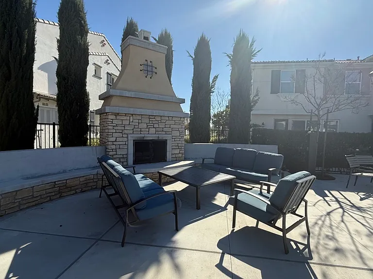 7100 Montecito Ln — Photo 21
