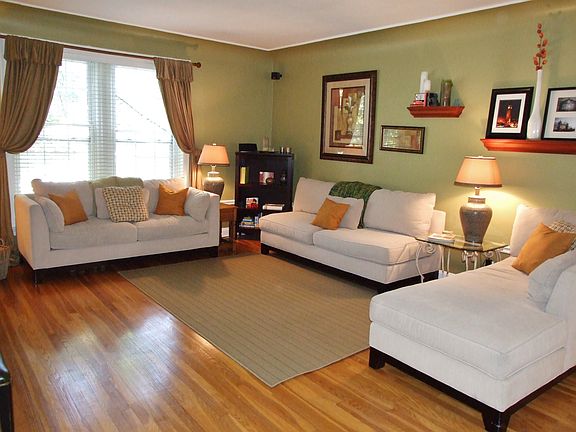 2nd image of 8070 Watkins Dr APT 1E