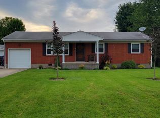 3331 Cardinal Ave, Shepherdsville, KY 40165