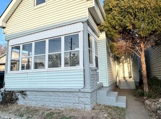 818 SE 8th St, Evansville, IN