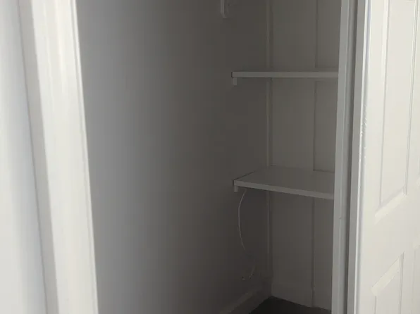 933 Genine Dr, Glen Burnie, MD 21060