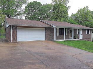 1209 Hilldale Cir, Cape Girardeau, MO 63701