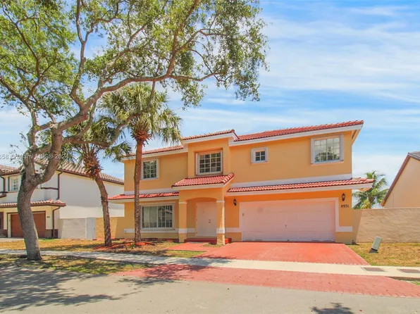 8931 NW 193rd St, Hialeah, FL 33018