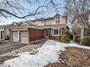 2023 Rolling Brook Dr, Ottawa, ON K1W 1C9