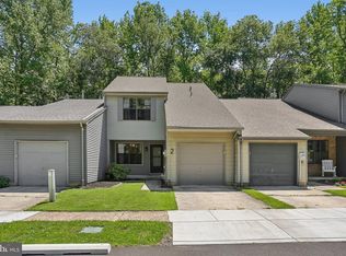 2 Crestwick Ct, Medford, NJ 08055