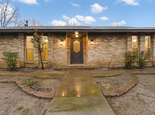 303 Rickey Canyon Ave, Desoto, TX 75115