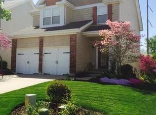 451 Parkgate Dr, Lake Saint Louis, MO 63367