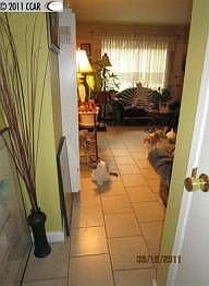 5th image of 908 Trenton Ave