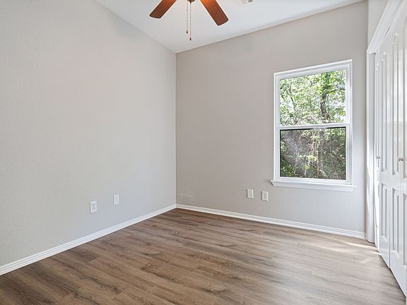 5th image of 596 E Miracle Dr APT 3