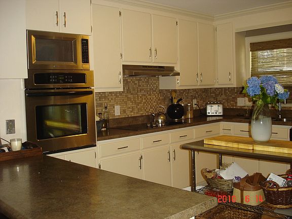 2nd image of 81 Sweetbriar Dr