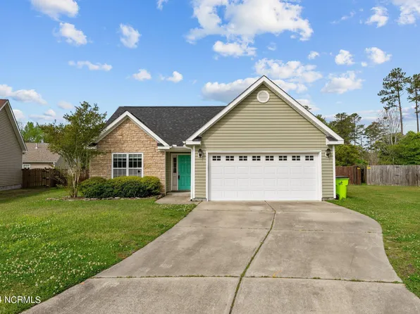 123 Kenmore Court, New Bern, NC 28560