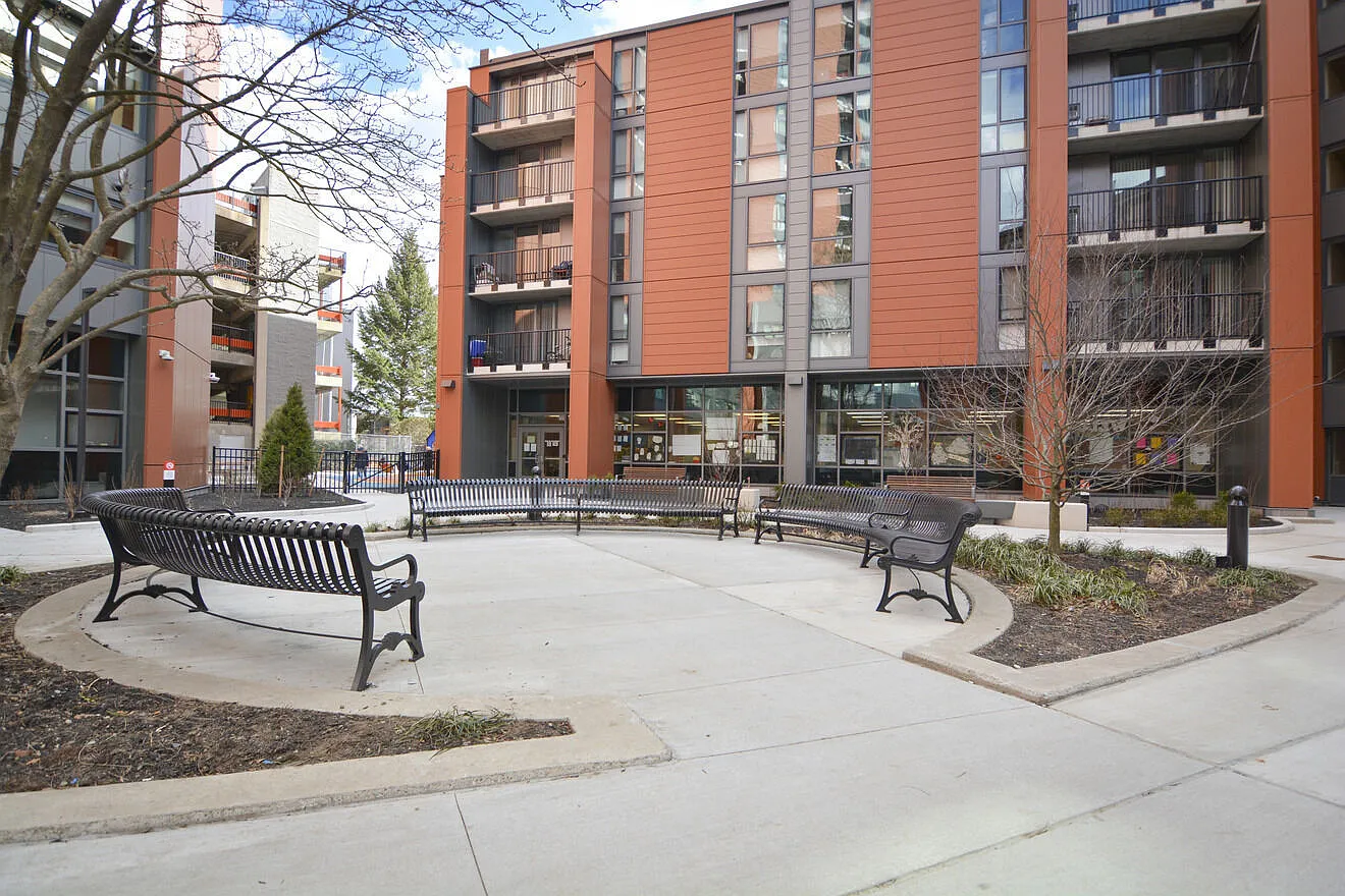 808-812 Memorial Drive II — Photo 4