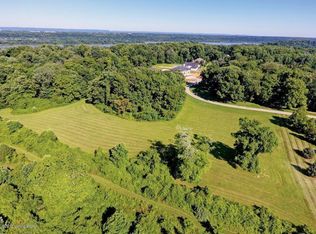 14419 River Glades Ln, Prospect, KY 40059