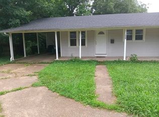 106 Columbia Ave #D, Centerville, TN 37033